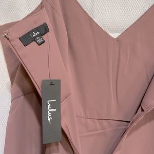 NEW WITH TAGS Lulus midi dress